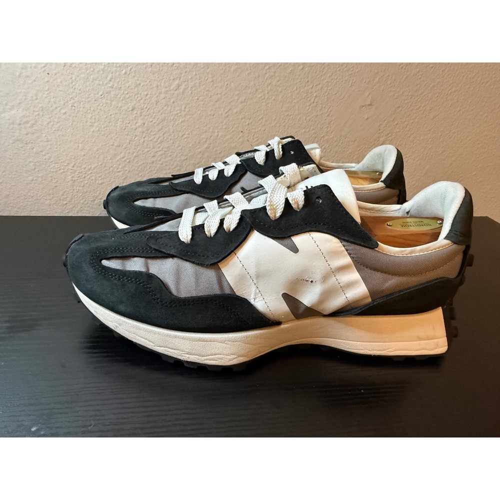 New Balance 327 Grey Black White Suede Nylon Sneakers Mens Size 11 U327WEC